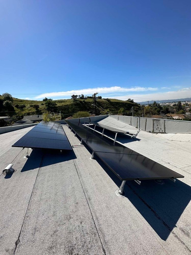 Slide of Sky Solar Pro