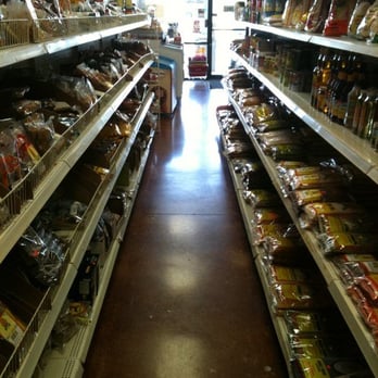 Shahi - a view of a grocery store aisle - Grocery Near Me - San Antonio, Texas