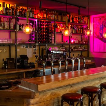 Phönix Restaurant & Bar - International Near Me - Oldenburg, NI