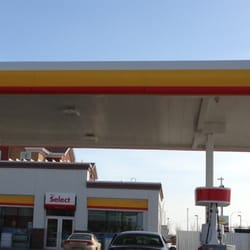 Shell - Gas island and store