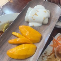 Mango sticky rice