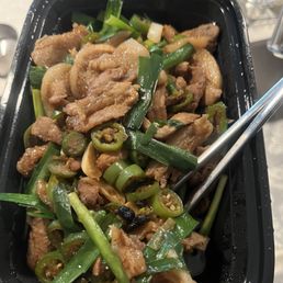 Stir Fried Pork with Chili Pepper (辣椒炒肉). Very authentic Changsa taste! Stir Fried Pork with Chili Pepper (辣椒炒肉). Very authentic Changsa taste!