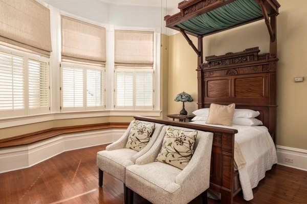 Grand Victorian Bed & Breakfast by null