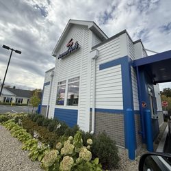 Aroma Joe's - Nice looking building