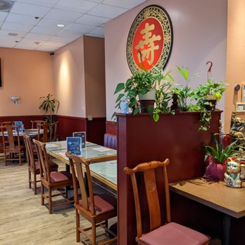 New Shanghai Restaurant - Inside - Chinese Near Me - Lake Forest, California