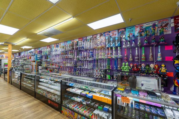 Smoke Token Smoke Shop by null