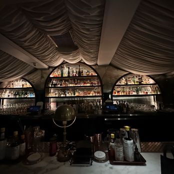 Olivetta - Bar area - Modern European Near Me - West Hollywood, California Olivetta - Bar area - Modern European Near Me - West Hollywood, California
