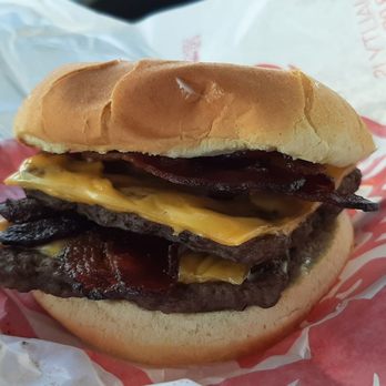 Wendy's - a cheeseburger with bacon and cheese - Fast Food Near Me - West Mifflin, Pennsylvania