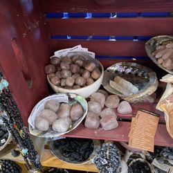 Psychics Spiritual Gallery - Crystals that can enhance your love heal you internally from all negativity