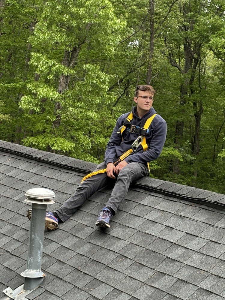 Slide of Studs Gutter Cleaning