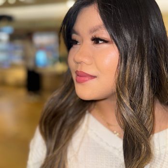 Lindsey Lore Beauty - Makeup Artists Near Me Lindsey Lore Beauty - Makeup Artists Near Me