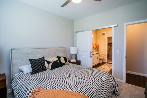 LeVante at Valley Vista by null