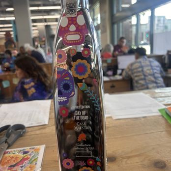 Trader Joe's - Grocery Near Me - Santa Monica, California