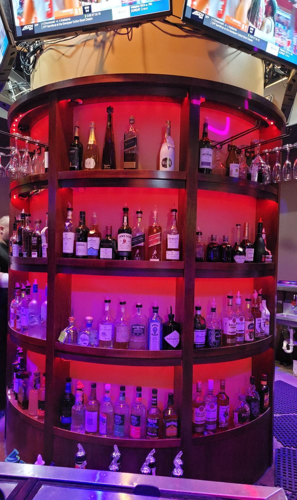 VYBZ LOUNGE Updated September 2024 2096 NW Courtyard Cir, Port St