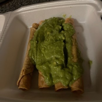 Los Garcia's Taco Shop - It doesn't come with lettuce or anything if you ask for it they charge you $2.75 absolutely ridiculous - Mexican Near Me - El Cajon, California Los Garcia's Taco Shop - It doesn't come with lettuce or anything if you ask for it they charge you $2.75 absolutely ridiculous - Mexican Near Me - El Cajon, California