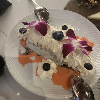 XOXO Dining Room - Icecream Cake - New American Near Me - Dallas, Texas