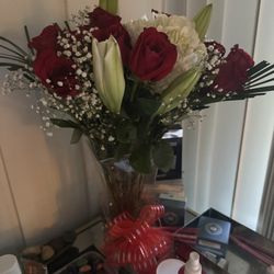 Massage by Tricia at Spa Heal - Many bodies love this LMT,  she doesn't have many more  Valentine's day gifts from all of her clients.