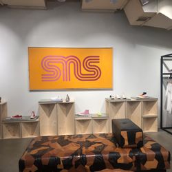 Sneakersnstuff