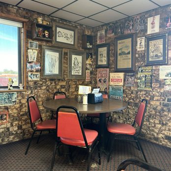 Angie's Circus City Diner - Angie's Circus City Diner - Diners Near Me - Hugo, Oklahoma Angie's Circus City Diner - Angie's Circus City Diner - Diners Near Me - Hugo, Oklahoma