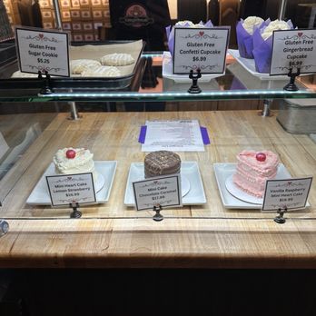 The Gingerbread Factory - Bakery case - Bakeries Near Me - Leavenworth, Washington