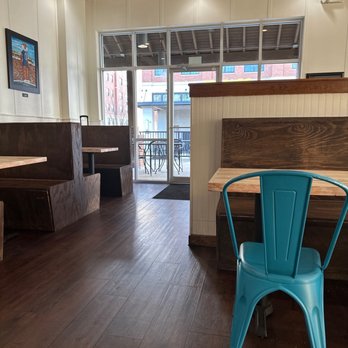 Tropical Smoothie Cafe - ambiance is alright, music is pretty loud but it's not bad - Juice Bars & Smoothies Near Me - Auburn, Alabama Tropical Smoothie Cafe - ambiance is alright, music is pretty loud but it's not bad - Juice Bars & Smoothies Near Me - Auburn, Alabama