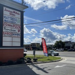 Mattress Fit - Sign for location Mattress Fit & Furniture signage