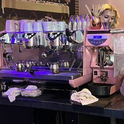 27 Club Coffee - Such a pretty shop!