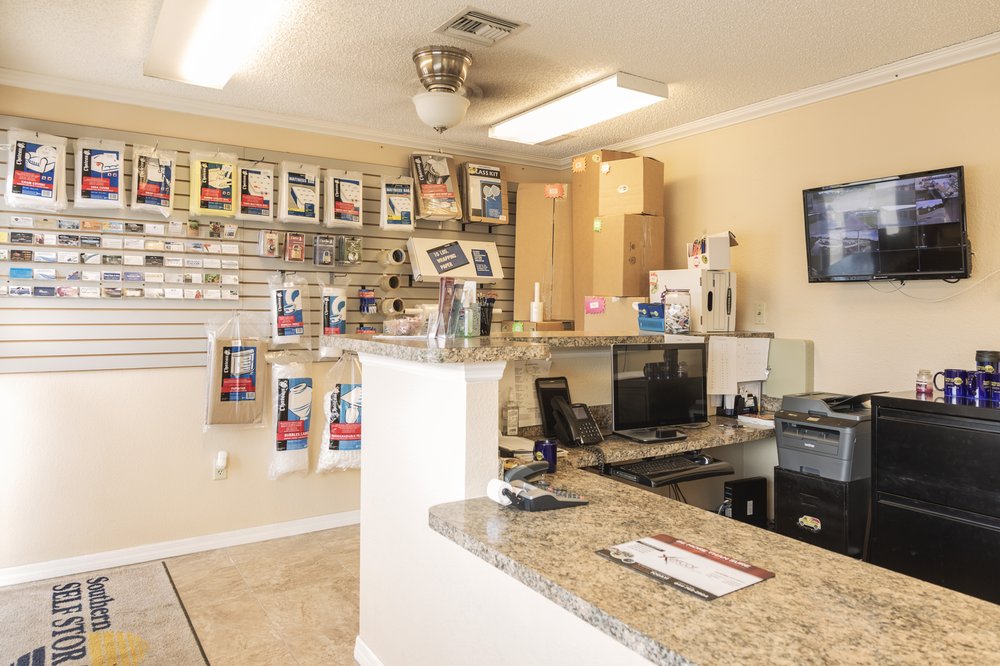 SOUTHERN SELF STORAGE Updated June 2024 11 Photos 4150 E County