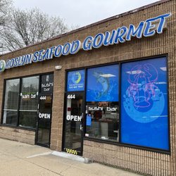 Roslyn Seafood Gourmet - Storefront