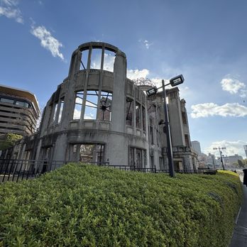 原爆供養塔 - Updated December 2025 - 54 Photos - 中区中島町1, 広島