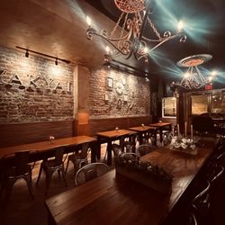 Yak Yai Thai Restaurant