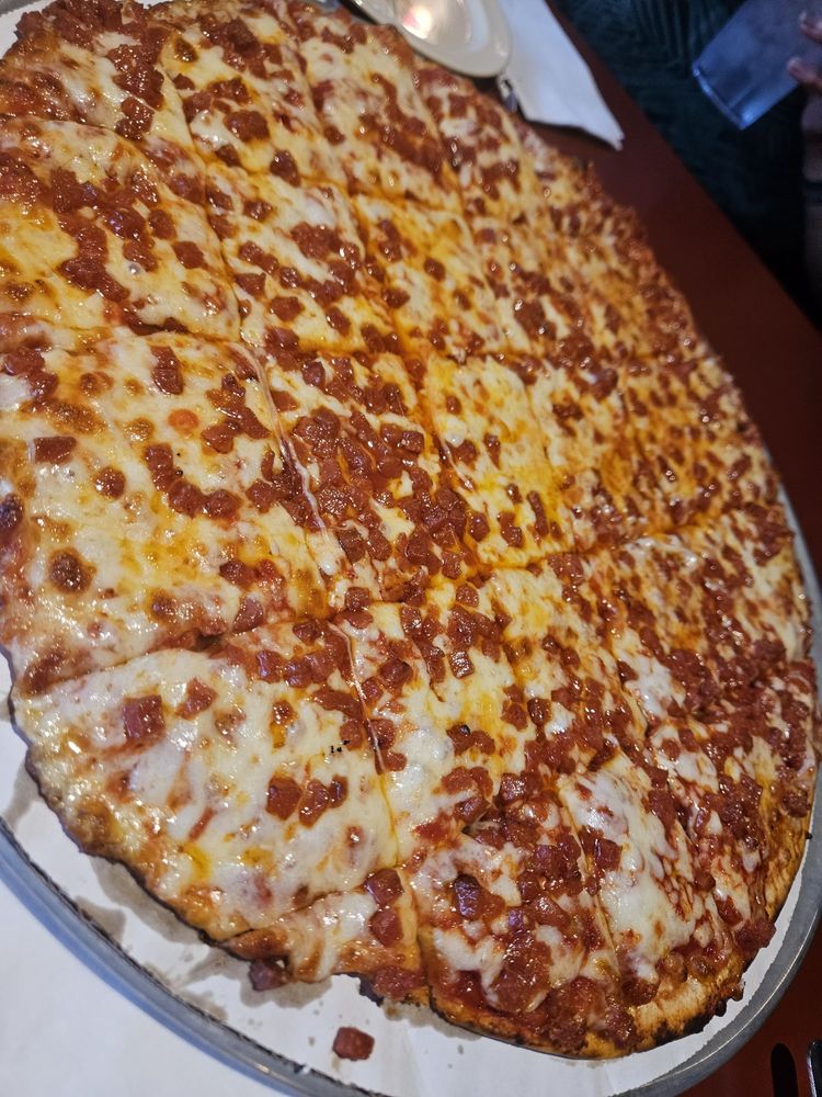 Sir Pizza Logo