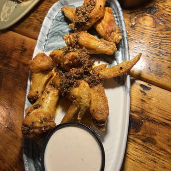 Evelyn Rose - Happy hour wings - American Near Me - Vienna, Virginia Evelyn Rose - Happy hour wings - American Near Me - Vienna, Virginia