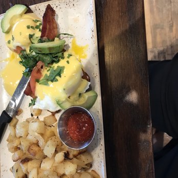 First Watch - Blt eggs Benedict - Breakfast & Brunch Near Me - Clermont, Florida