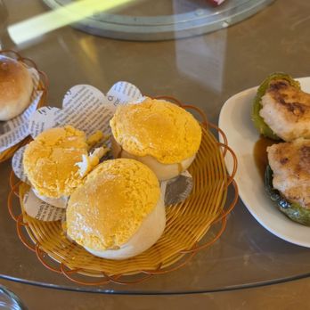 Hong Guan - yummy - but plain white paper would be nicer... - Dim Sum Near Me - Broomfield, Colorado
