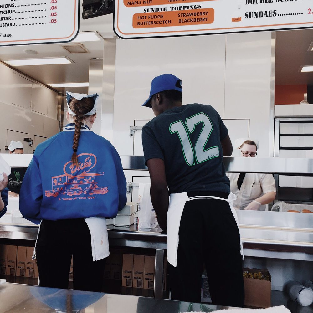 Dick's Drive-In - Workers making our food! - Burgers Near Me - Edmonds, Washington Dick's Drive-In - Workers making our food! - Burgers Near Me - Edmonds, Washington