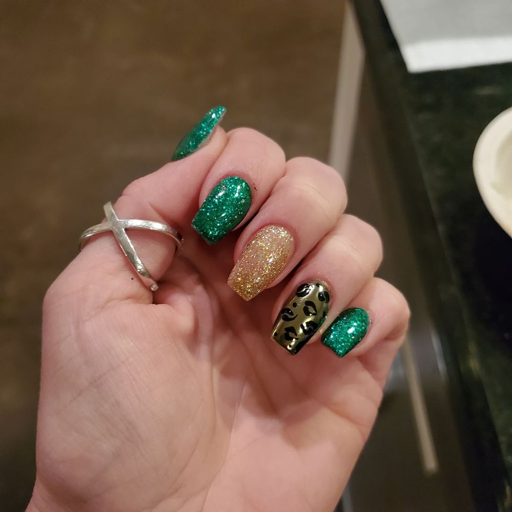 Citris Nail Spa - Day Spas Near Me - Houston, Texas