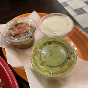 Los Panchos Mexican Restaurant - Salsa, sour cream and guacamole - Mexican Near Me - Danville, California Los Panchos Mexican Restaurant - Salsa, sour cream and guacamole - Mexican Near Me - Danville, California