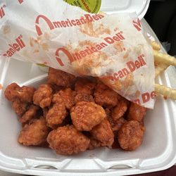 American Deli - Boneless Wings Meal
