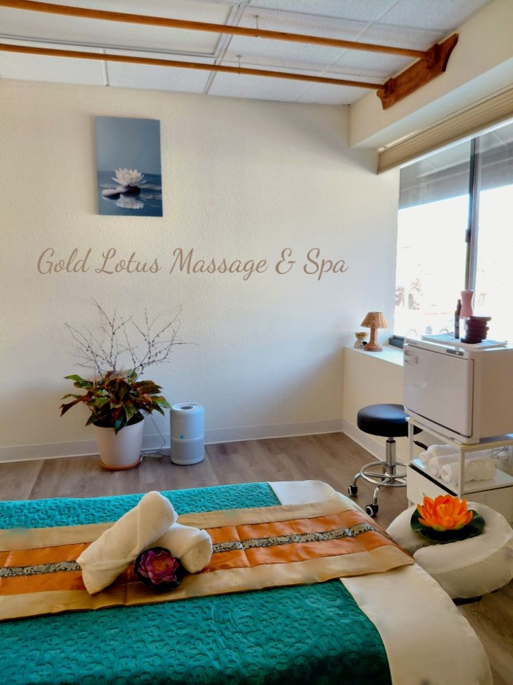 Gold Lotus Massage & Spa Logo