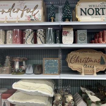 Michaels - Christmas Decor - Arts & Crafts Near Me - Lima, Ohio