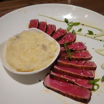 Cooper’s Hawk Winery & Restaurant - Seared Ahi Tuna with Mary's Mashed Potatoes from the Gluten Free Menu - Desserts Near Me - Gilbert, Arizona Cooper’s Hawk Winery & Restaurant - Seared Ahi Tuna with Mary's Mashed Potatoes from the Gluten Free Menu - Desserts Near Me - Gilbert, Arizona