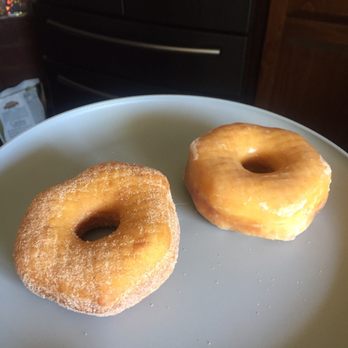 Sweet Retreat Donuts - Glazed vegan and cinnamon sugar vegan raised (available F-Su) - Donuts Near Me - Long Beach, California Sweet Retreat Donuts - Glazed vegan and cinnamon sugar vegan raised (available F-Su) - Donuts Near Me - Long Beach, California