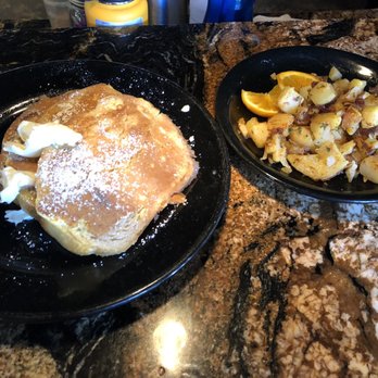 The Buff Restaurant - French Toast (mediocre presentation) and side of potatoes - Breakfast & Brunch Near Me - Boulder, Colorado The Buff Restaurant - French Toast (mediocre presentation) and side of potatoes - Breakfast & Brunch Near Me - Boulder, Colorado