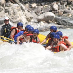 Kootenay River Runners - Rafting the Kicking Horse river.