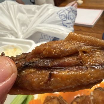 Rancho Chico Stuart - Chicken wing dried all the way through to the bone. Shoe leather. - Mexican Near Me - Stuart, Florida