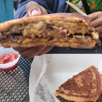 High Fives - The Maverick Burger - Bars Near Me - Dallas, Texas High Fives - The Maverick Burger - Bars Near Me - Dallas, Texas