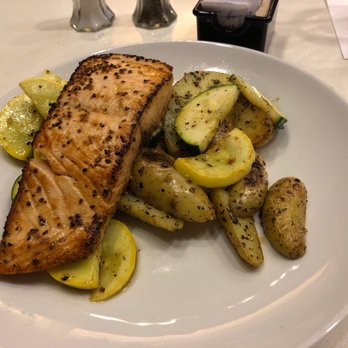 Park Bar & Grill - Grilled salmon with zucchini & squash - Cocktail Bars Near Me - Cary, North Carolina Park Bar & Grill - Grilled salmon with zucchini & squash - Cocktail Bars Near Me - Cary, North Carolina