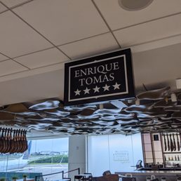 Enrique Tomas