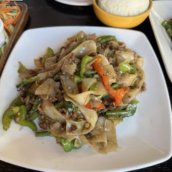 New Thai Elephant - C03. Pad Kee Mao Noodle - Thai Near Me - San Mateo, California New Thai Elephant - C03. Pad Kee Mao Noodle - Thai Near Me - San Mateo, California